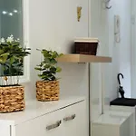 Lorella Apartman Póla