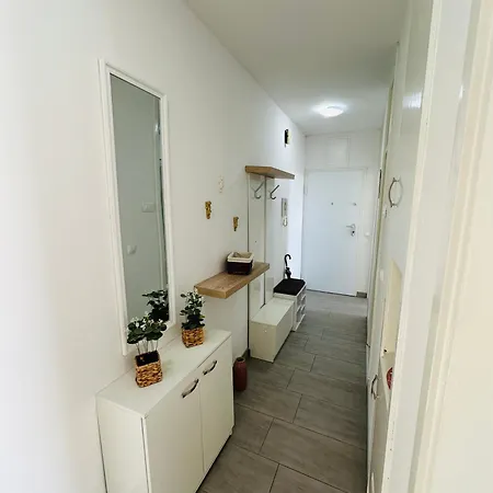 Lorella Apartment