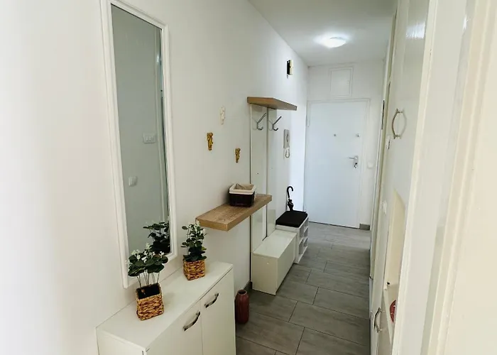 Lorella Apartman